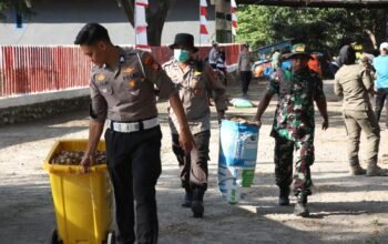 Jelang HUT ke-81 RI, TNI-Polri Bersama Sejumlah Instansi Ikut ki Kerja Bakti di TMP Taccorong