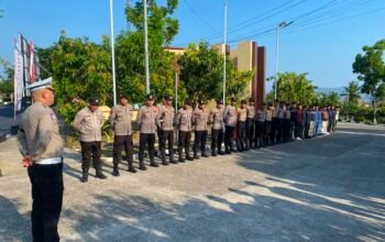Sambut HUT RI ke-81, Personel Polda Sulbar Tetap ki Siaga Jaga Keamanan dan Pelayanan Masyarakat