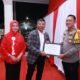 Sukses ki Tauwwa Amankan Nobar Piala Dunia 2026, Kapolsek Ujung Bulu Terima ki Penghargaan dari Bupati Bulukumba