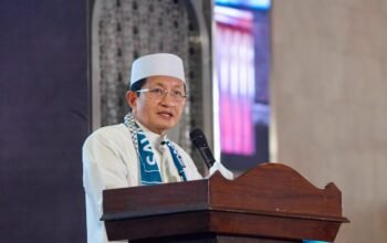 Menag Nasaruddin Umar Buka Secara Resmi Muktamar V Wahdah Islamiyah dan Kukuhkan 10.000 Guru Qur’an, Ini Pesannya!