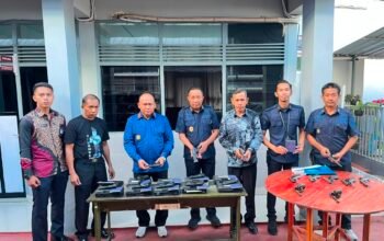 Cocok ki Tauwwa Lapas Bulukumba Aktif ki Naperiksa dan Rawat ki Senpi di Kantornya