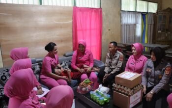 Bagus Mentong Tauwwa Ketua Bhayangkari Bulukumba, Ini Yang Dilakukan Jumat lalu
