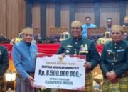 Hari Jadi ke-67, Pemprov Sulsel Serahkan Bantuan Rp8,5 Miliar untuk Pembebasan Lahan Jembatan Maros