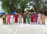 Semarak HUT RI ke-81, DLHK Sinjai Gelar Tauwwa Berbagai Lomba, Kepala Dinas Ikut Bola Daster