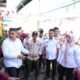 Tawwa, Lihat Warga Antre Air Bersih di Tengah, Appi Turun Langsun Susuri Lorong Pastikan Bantuan Tersalur