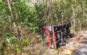 Mobil Damkar Bontomatene Terbalik di Tanjakan Tajuia-Kayu Bauk, 1 Orang Meninggal Tertindis