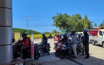 Antrean Panjang di SPBU Sinjai, Pemkab Bentuk Satgas Lintas Sektor dan Minta Tambah Kuota Pertalite