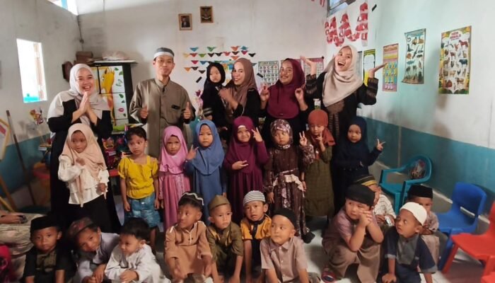 A’barakkaki Tauwwa Maulid di TK Mawar Pulau Kodingareng, Padahal di Tengah Keterbatasan ji Kodong