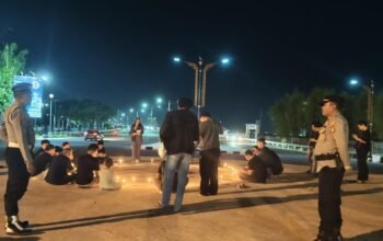 Polresta Mamuju Kawal Aksi Solidaritas, Wartawan Bersatu Doakan ki Rekan yang Hilang di Selat Sunda