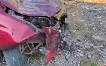 Mobil Terbalik di Balang Loe Jeneponto, Korban Dilarikan ke RS Lanto Dg Pasewang