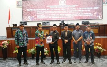 Sekprov Sampaikan ki Nota Keuangan Rancangan Perubahan APBD Kaltara Tahun 2026