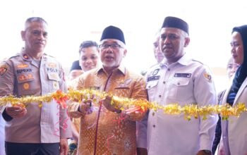 Jokaji Leo! Wabup Bantaeng ” Pakintaki” Resmikan Sekretariat dan Ambulans APDESI