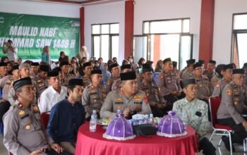 Dari Pesantren Babul Khaer, Polres Bulukumba Ikuti ki Ngaji Kebangsaan dan Ikut Doakan Bangsa Indonesia.
