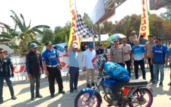Gubernur SDK Buka ki Kejurnas Drag Bike Piala Gubernur Sulbar di Mamuju, Ratusan Pembalap Regional 5-6 Adu Kecepatan