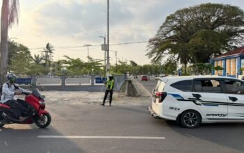 Jamin Keselamatan Pengendara, Ditlantas Polda Sulbar Intensifkan ki Pengaturan Lalu Lintas di Titik Padat Kendaraan