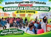 Babinsa Koramil 1406-07/Takkalalla Dampingi Pemeriksaan Kesehatan Gratis di Desa Leweng