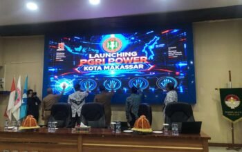 Program PGRI Power Kota Makassar “Pakintaki” Appi Ingatkan Guru Harus Mahir Teknologi dan AI