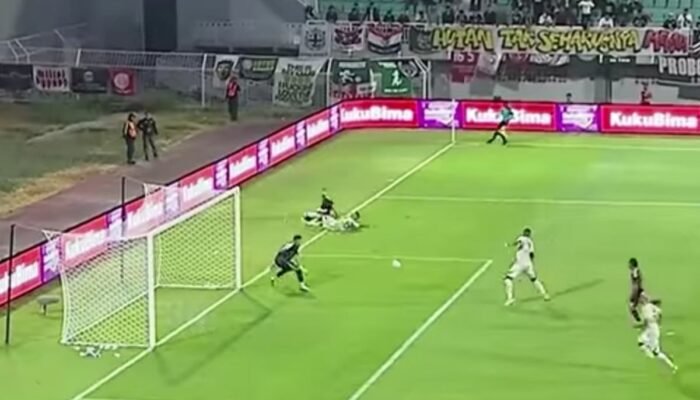 Tauwwa, PSM Makassar Tekuk Tim Asuhan Mantan Pelatihnya 1-0