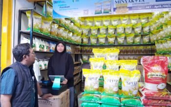 Tunggu Data resmi Penerima, Bulog Makassar Siap Salurankan Bantuan Pangan Tambahan  