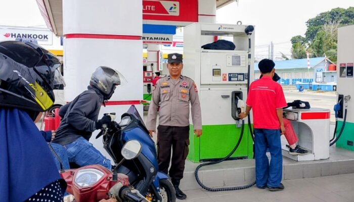 SPBU Bottopenno Wajo Dipantau Polsek Majauleng, Antrean BBM Diatur dengan Sistem Ganjil-Genap