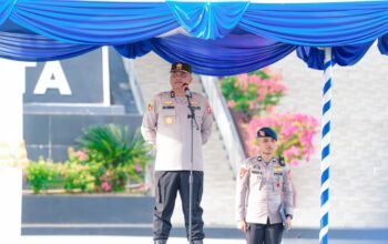 “Makin Mencintai Sulbar, Makin Cepat di Dimutasi” Pesan Perpisahan Menyentuh Irjen Pol Adi Deriyan di Apel Terakhirnya