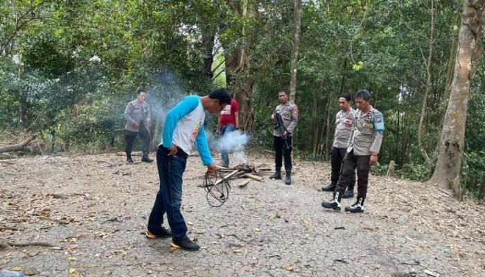 Aduan Warga Ditindak Cepat, Polsek Sinjai Selatan Musnahkan Arena Sabung Ayam di Kebun Warga