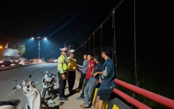 Jaga Kamtibmas, Polantas Polda Sulbar Intensifkan ki Patroli Malam Humanis demi Keselamatan Masyarakat