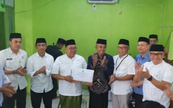 Safari Jumat di Masjid Nur Amanah, Bupati Takalar Respon Cepat Ki Keluhan 20 Tahun Warga 