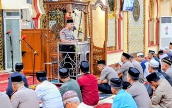 Kapolres Wajo Gelar Subuh Keliling, Ajak Warga Cegah Karhutla dan Waspada Narkoba