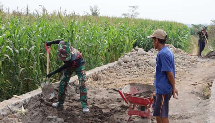 Cegah Erosi dan Longsor, Satgas TMMD Kodim Gowa Perkuat Talud di Kalebarembeng
