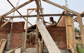 Satgas TMMD: Renovasi RTLH Muh. Ramli Capai 30 Persen
