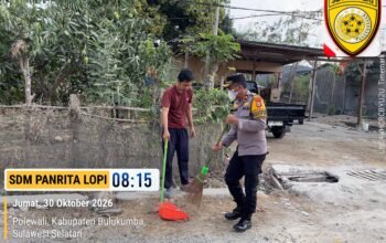 Mantap ki Tauwwa, Wakapolres Bulukumba Pimpin ki Aksi Jumat Bersih 