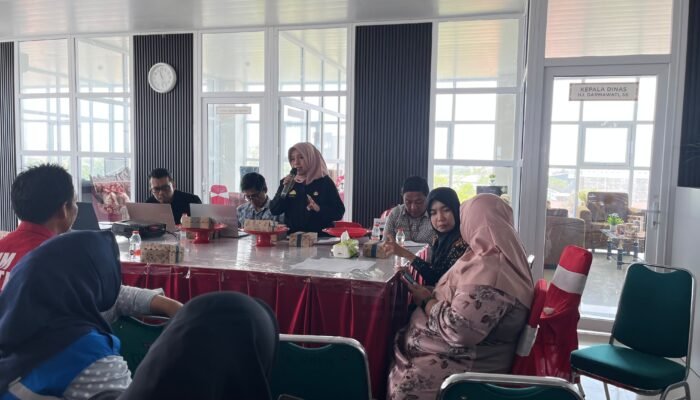 Kadis Sosial Jadi ki Narsum di FGD