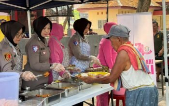 Tauwwa Makin Diminati Jumat Berkah Makan Gratis yang Dilaksanakan Polres Bulukumba 