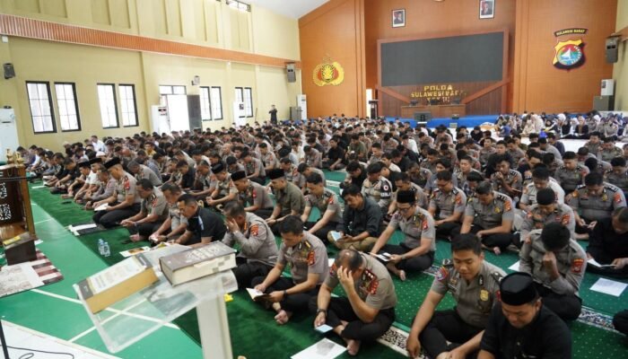 Polda Sulbar Perkuat ki Pondasi Iman Lewat Binrohtal, Perkokoh Pelayanan yang Profesional