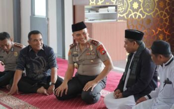 Turun Langsung ke Masjid, Kapolda Sulbar Pererat ki Silaturahmi Lewat Program Jumling