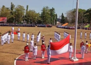 Tauwwa, 71 Anggota Paskibraka Takalar Bentuk Aksara Lontara, Daeng Manye Sapa Pasukan Usai Upacara