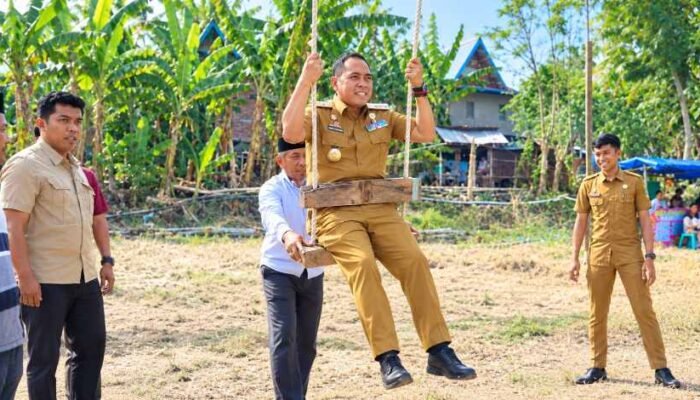 Bupati Wajo Buka Pesta Panen Mattojang di Cempalagi, Siapkan Pembangunan Jalan Tani
